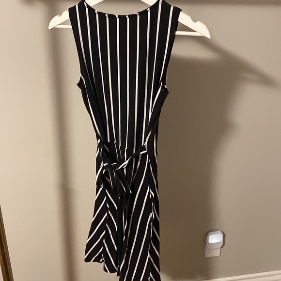 Stripped dress - Picture 2 of 2
